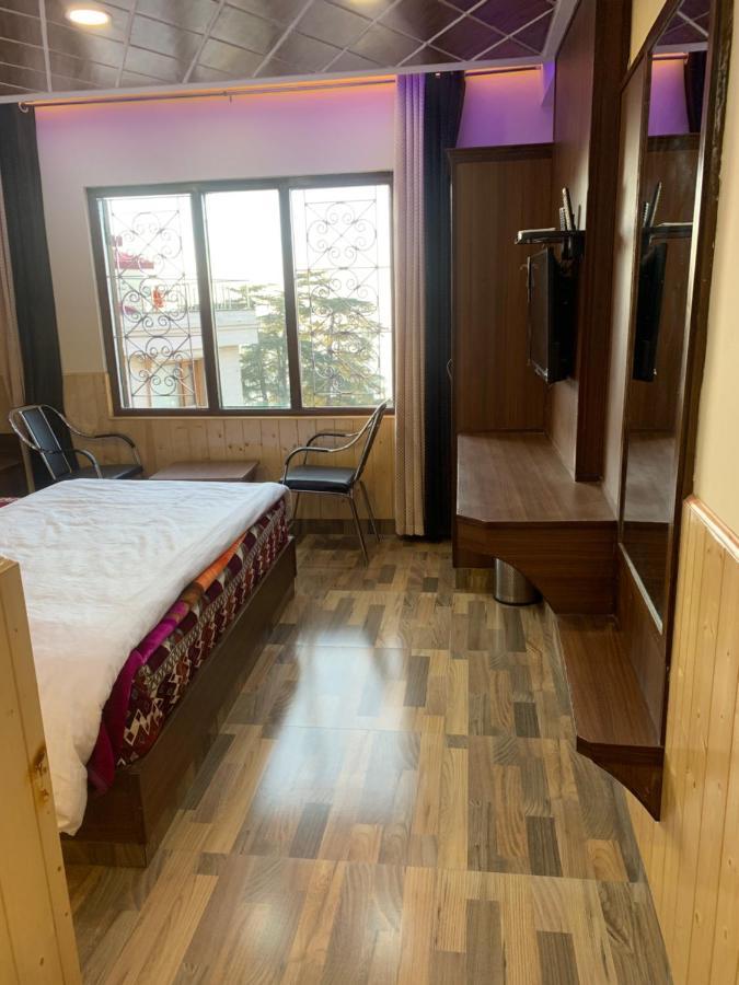 Valley Crown B&B Shimla Bagian luar foto