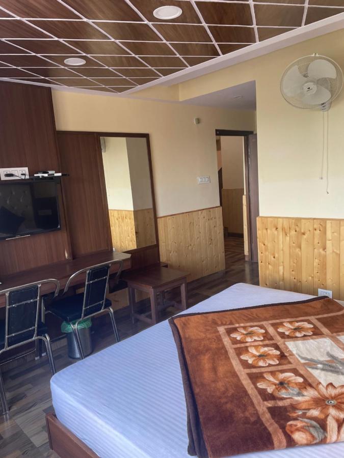Valley Crown B&B Shimla Bagian luar foto